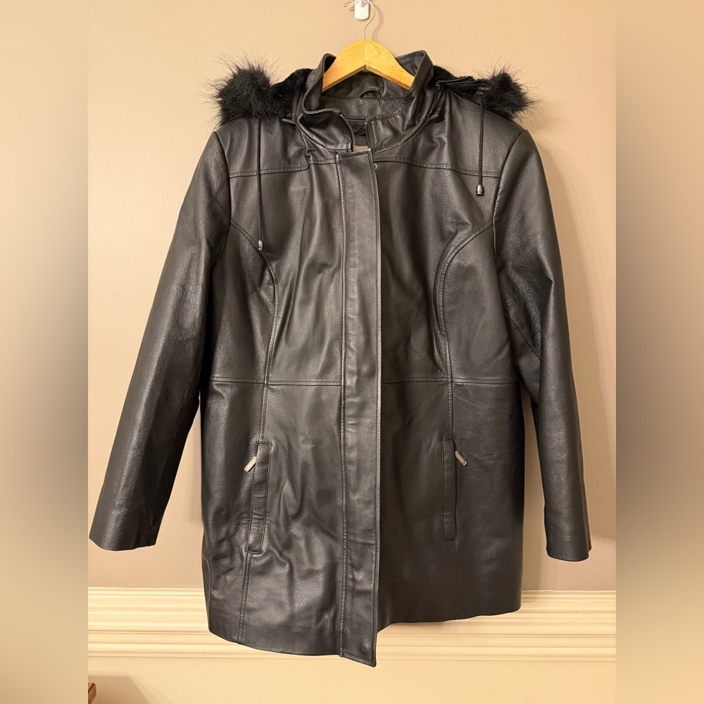 Women’s Croft & Barrow Black Leather Coat XL Quilt Lined Faux Fur Hood